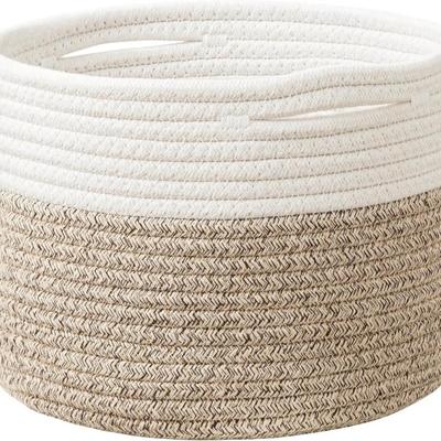 Sale Photo Thumbnail #650