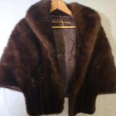 Beautiful Vintage Fur Shawl 