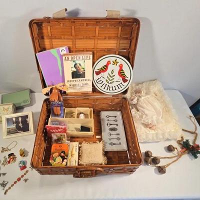 Collection of Antique Memorabilia and Toys