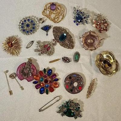 Statements Big & Small Pins and Brooches