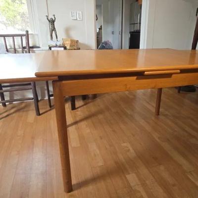 Mid-Century Oak Drop-Leaf Extendable Table