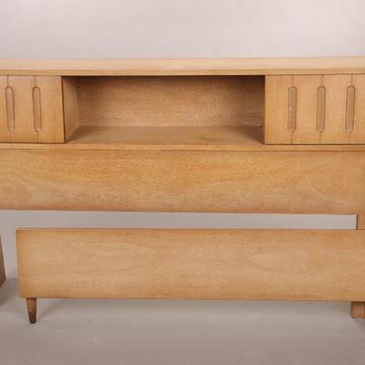 Sale Photo Thumbnail #99