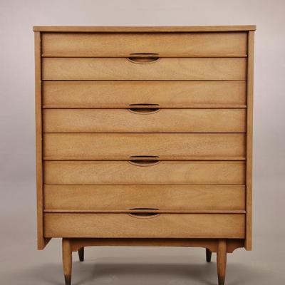 Sale Photo Thumbnail #102