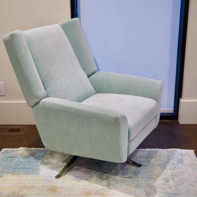 Sale Photo Thumbnail #328