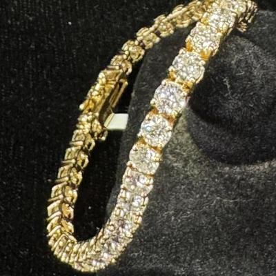 Sale Photo Thumbnail #94