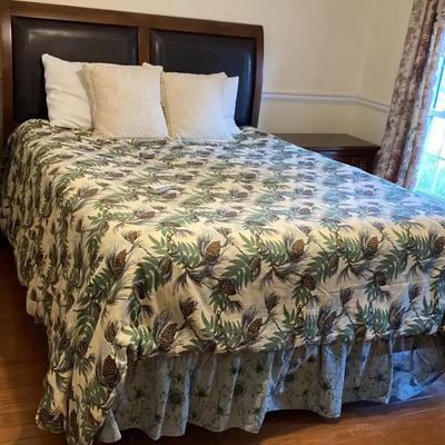 Sleep Number Queen Bed with Headboard