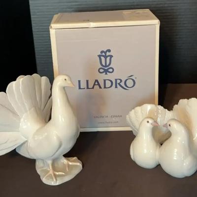 Lladro #010.01169 “Couple of Doves” & Single Dove Figurine – One Box Included