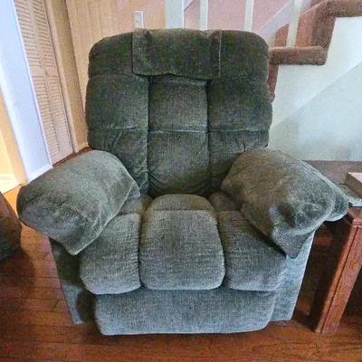 La-Z-Boy Plush Oversized Recliner Chair