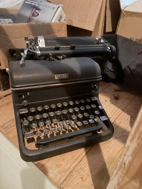 Sale Photo Thumbnail #32