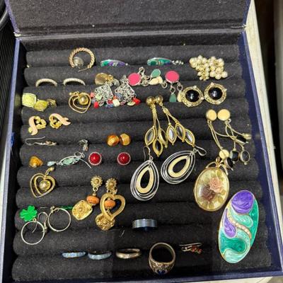 Sale Photo Thumbnail #101