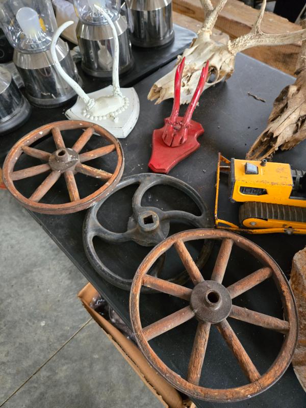 Sale Photo Thumbnail #241