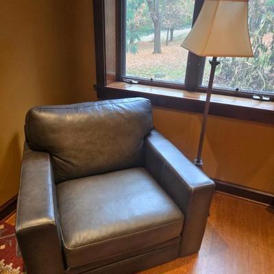 Sale Photo Thumbnail #109