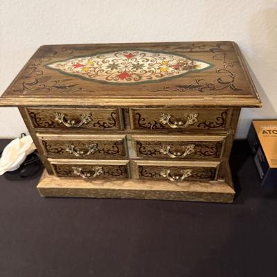 Sale Photo Thumbnail #66