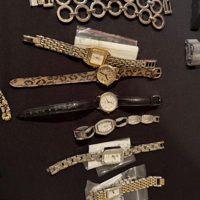 Sale Photo Thumbnail #73