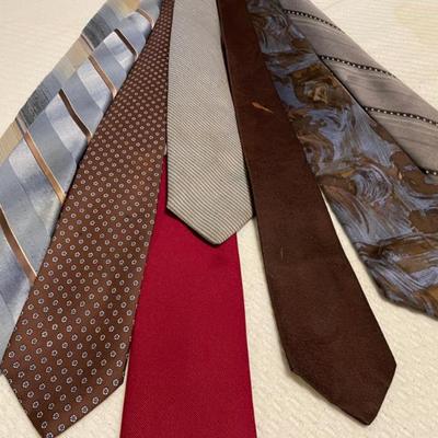 Sale Photo Thumbnail #63