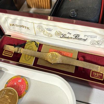 Sale Photo Thumbnail #196