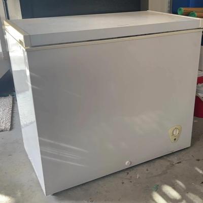 Frigidaire Deep Freezer