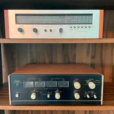 Vintage Pioneer TX-700 Stereo Tuner & Sansui QS-1 Quadraphonic Synthesizer (Both Power On)