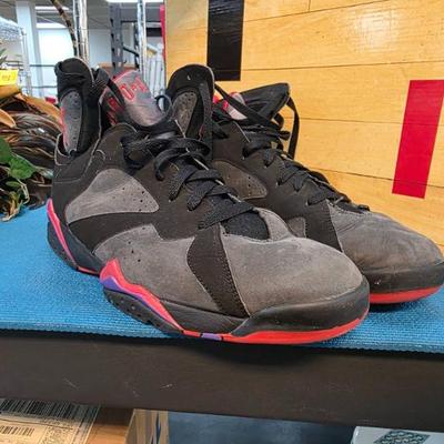 Sale Photo Thumbnail #355