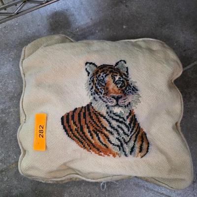 Sale Photo Thumbnail #351