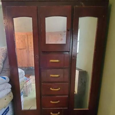 Sa206v vintage wood chifforobe