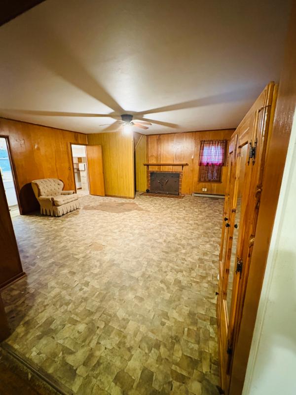 Sale Photo Thumbnail #8