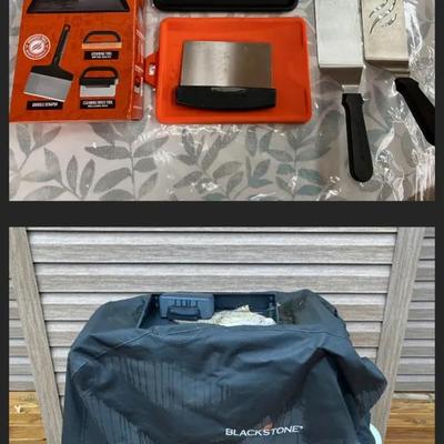 28" Blackstone Griddle with Cover and Accessories (See Comments)