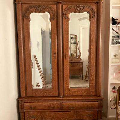 Antique Quarter-Sawn Armoire