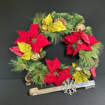 19’ Christmas Wreath And Door Hanger