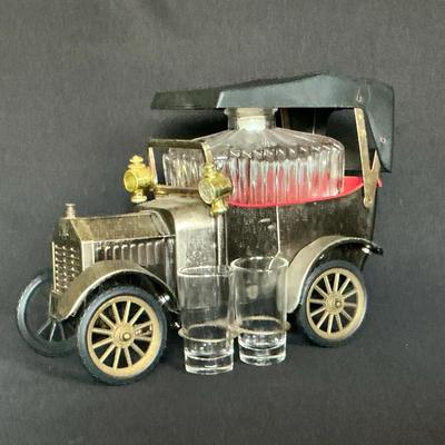 1918 Ford Model Car Musical Liquor Decanter Set