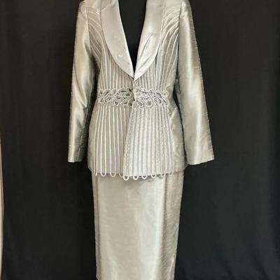 Elite Champagne Silver Jacket And Skirt Set