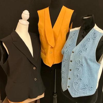 Women’s Vest Trio