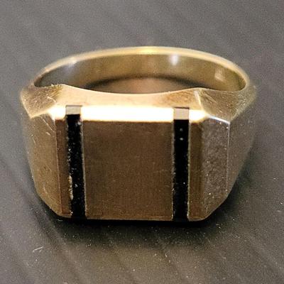 Men's 14K Gold Ring (LR)