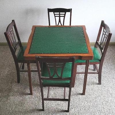 Leg-O-Matic Table & Chairs (LR)