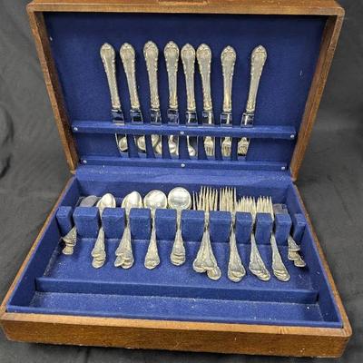 49 Pc. Lunt Sterling Silver Flatware Set...Modern Victorian 