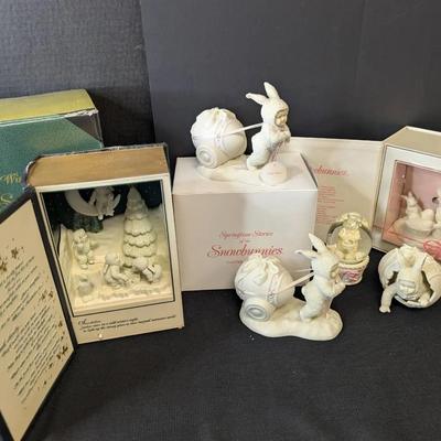 Group Of Snowbunnies & Snowbabies