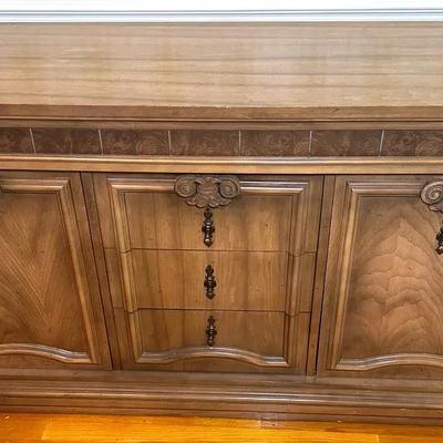 MCM Mid Century Modern Sideboard/buffet