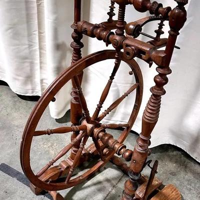 Antique Wooden Spinning Wheel