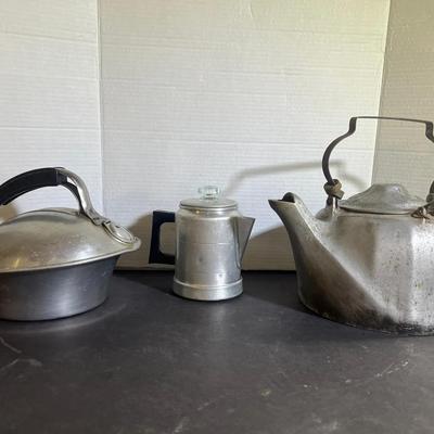 Aluminum Sears Maid of Honor Teapot, Wagnerware Cast Metal Tea Kettle