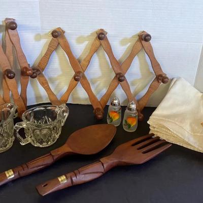 (2) Accordion Style Wood Mug Key Racks, Embroidery Tea Towels (6), Wood Fork Spoon Decor 