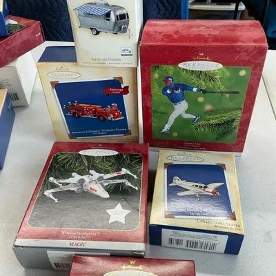 Hallmark Ornaments Sammy Sosa And More NIB