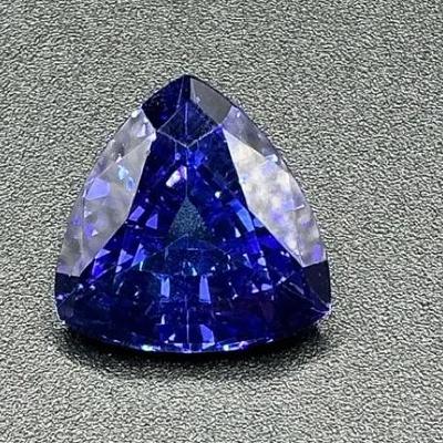Loose 11.58 CT Natural Tanzanite Triangular