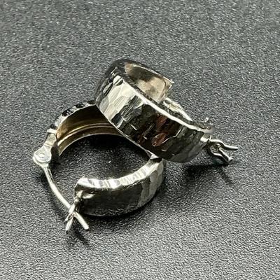 14K White Gold Hammered Cuff Earrings