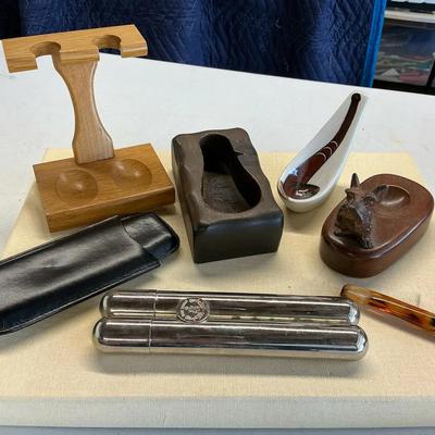 Pipe Stands And Don Diego Cigar Liquor Chrome Case