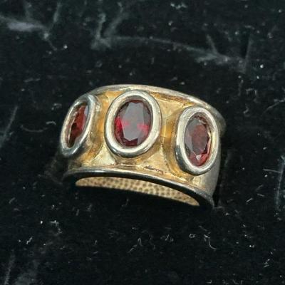 Faceted Red Stone And Gold Tone Ring 925