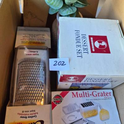 Sale Photo Thumbnail #327