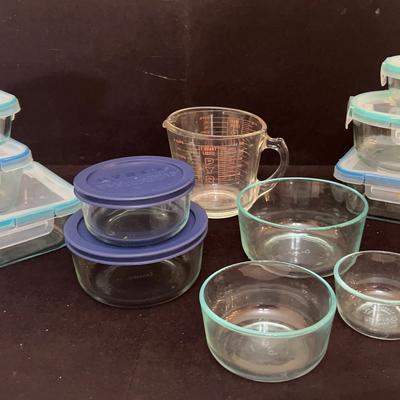 Pyrex and Snapware Collection