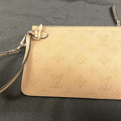 Louis Vuitton Clutch