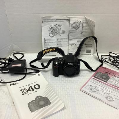 Nikon D40 Digital Camera 