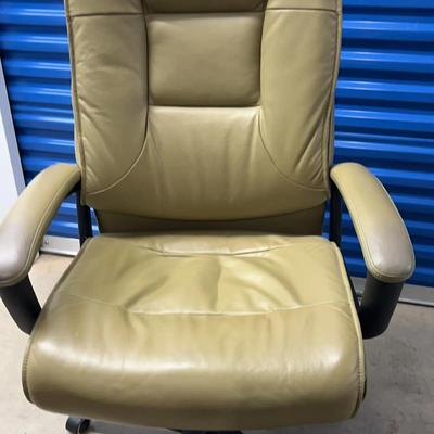 Top Colored Faux Leather Office Chair.